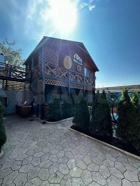 Комната 25 м, 1/2 эт. - Фото 1