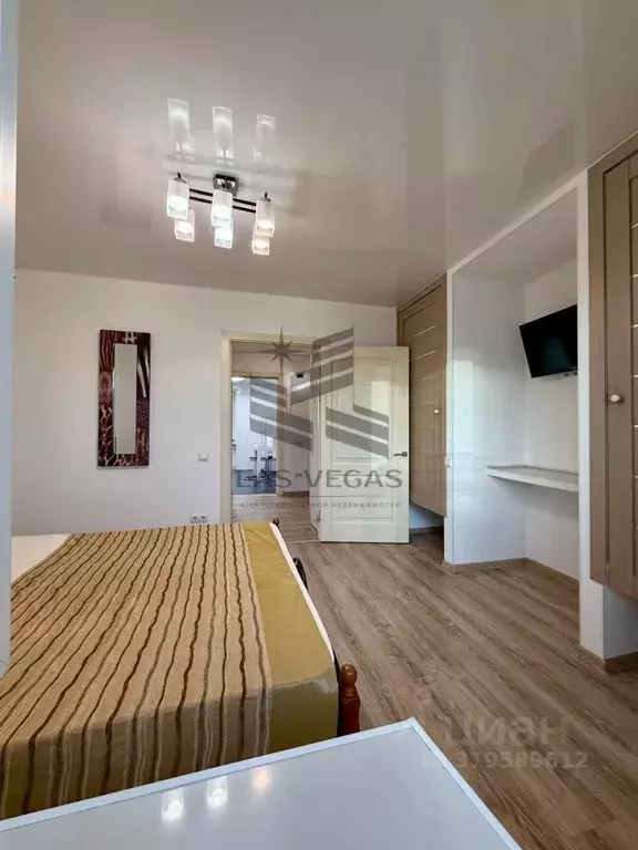 3-к кв. Санкт-Петербург Российский просп., 14 (66.0 м) - Фото 0