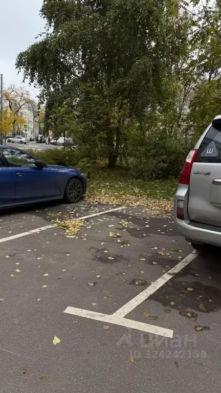 Гараж в Москва Татарская ул., 14 (12 м) - Фото 1