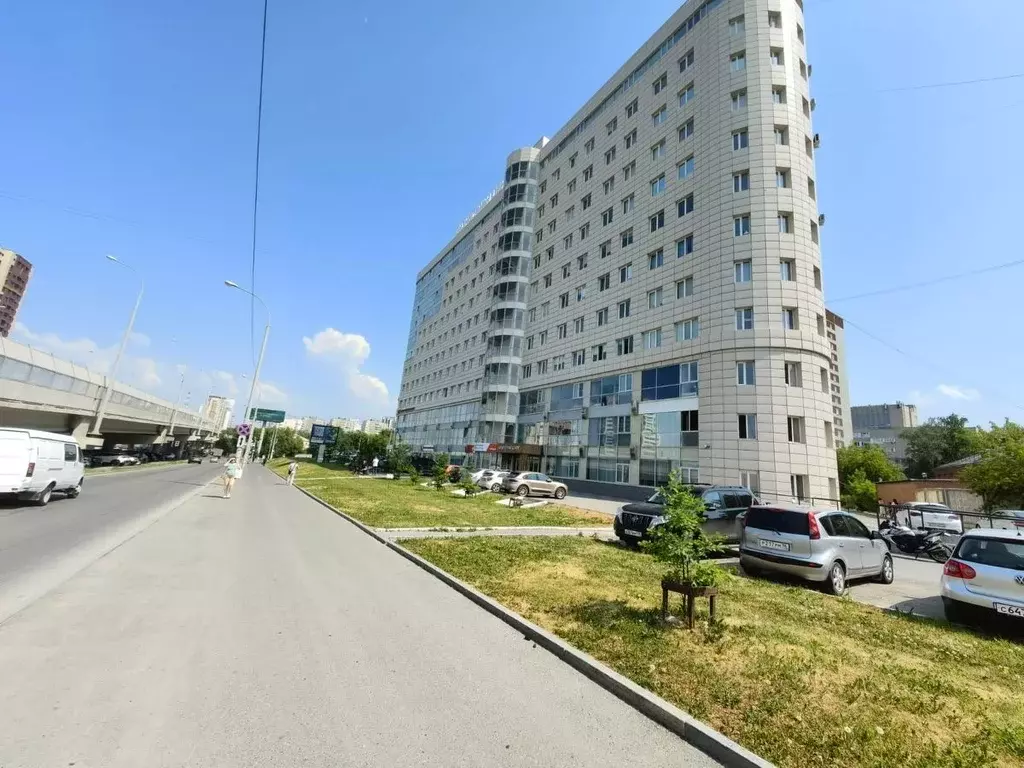 Офис в Свердловская область, Екатеринбург ул. Московская, 195 (283 м) - Фото 0