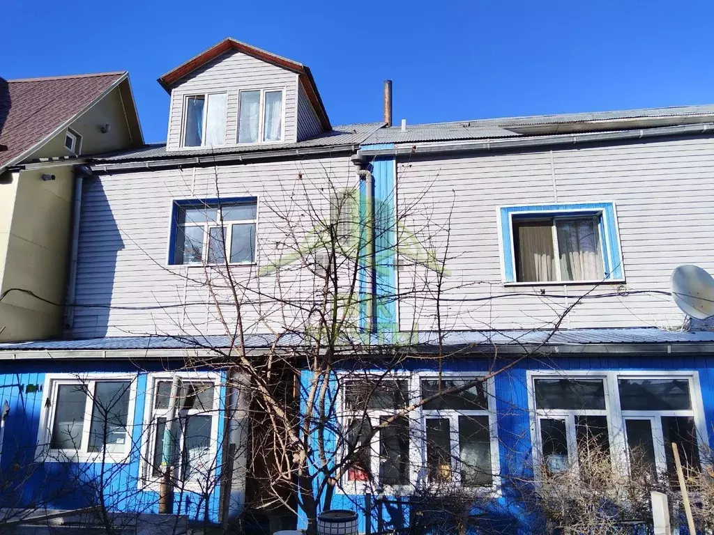 Коттедж в Бурятия, Улан-Удэ Целинная ул. (341 м) - Фото 1