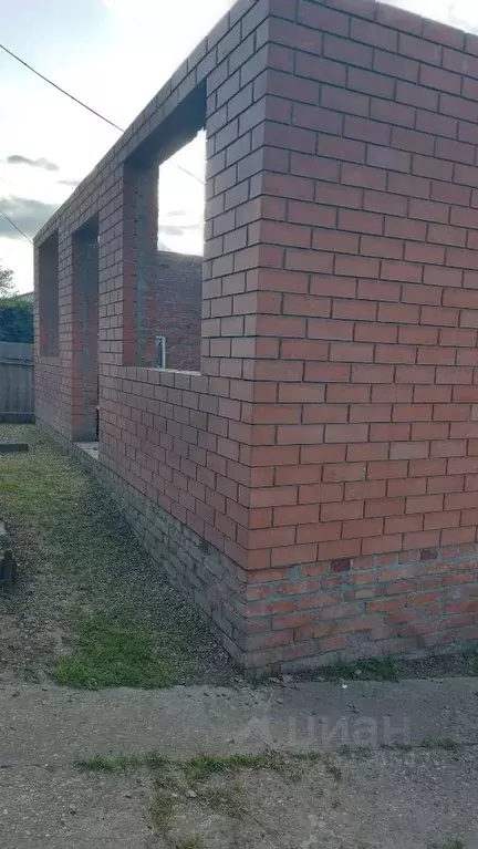 Дом в Ставропольский край, Новоалександровск ул. Толстого, 70 (80 м) - Фото 2