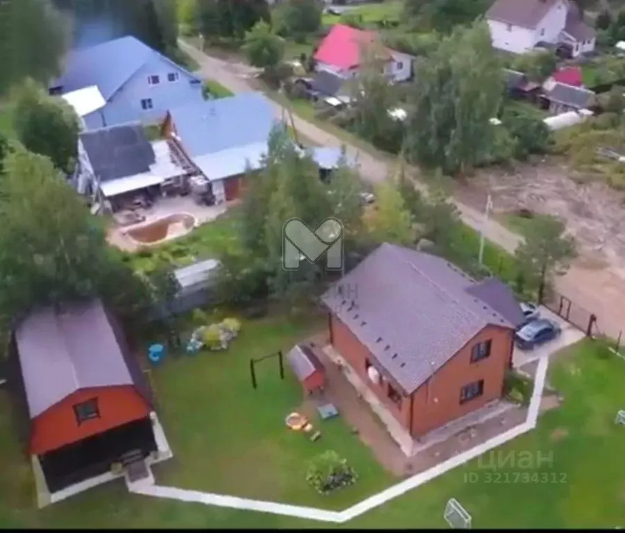 Дом в Ленинградская область, Тихвин Восточный мкр, ул. Рябиновая, 4 ... - Фото 2