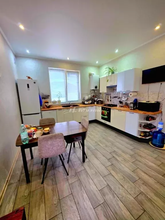 Дом в Крым, Симферопольский район, с. Доброе ул. Майская (119 м) - Фото 1