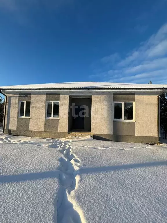 Дом в Свердловская область, Белоярский муниципальный округ, пос. ... - Фото 0