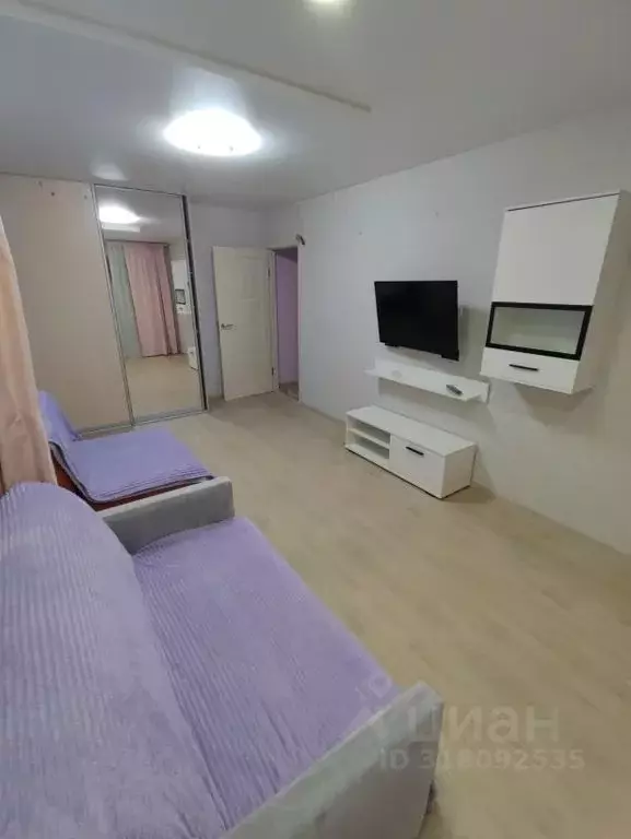 2-к кв. Приморский край, Владивосток Русская ул., 76А (45.0 м) - Фото 0