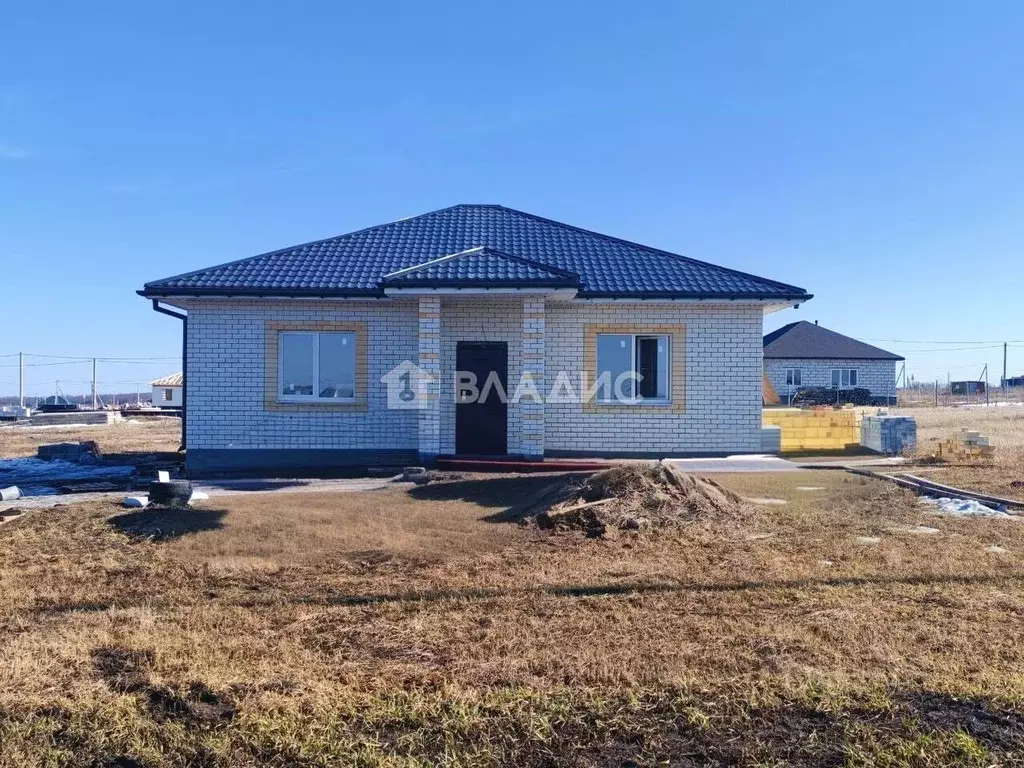 Дом в Белгородская область, Яковлевский муниципальный округ, с. ... - Фото 1