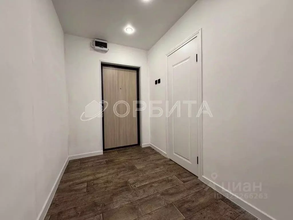 Студия Тюменская область, Тюмень ул. Тимофея Чаркова, 28 (24.9 м) - Фото 2