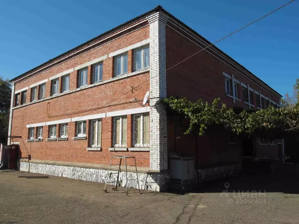 Помещение свободного назначения в Краснодарский край, Усть-Лабинский ... - Фото 1