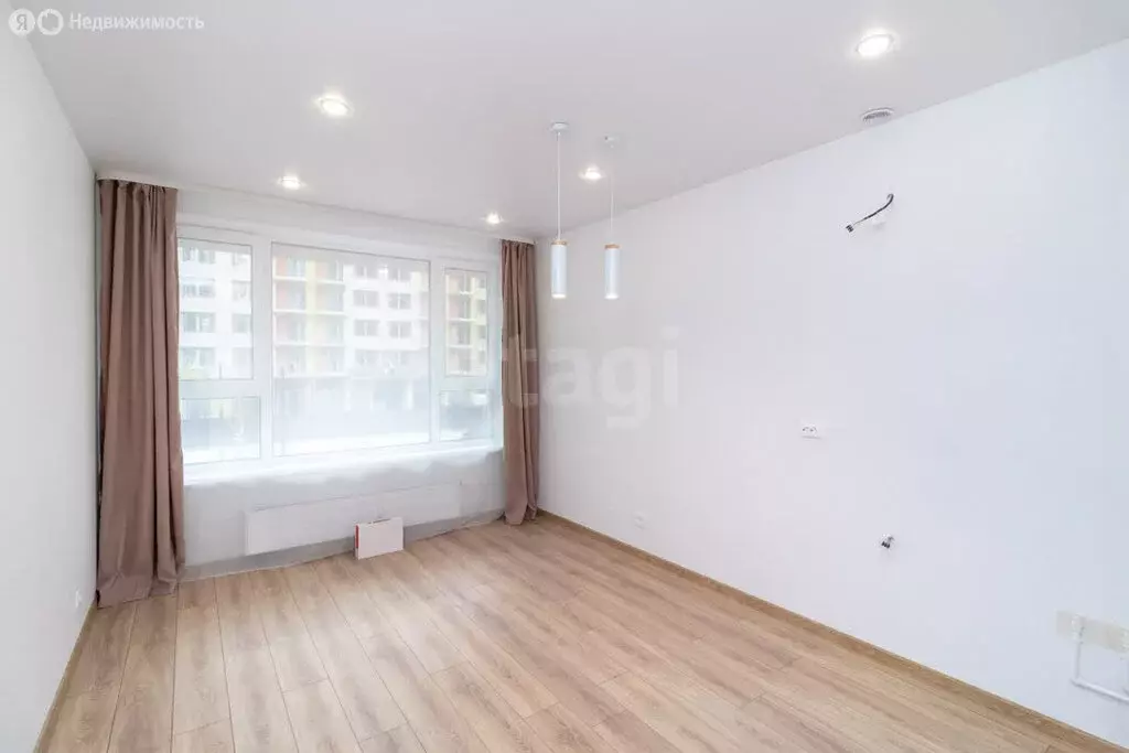 Квартира-студия: Тюмень, улица Павла Фитина, 3 (21.6 м) - Фото 2