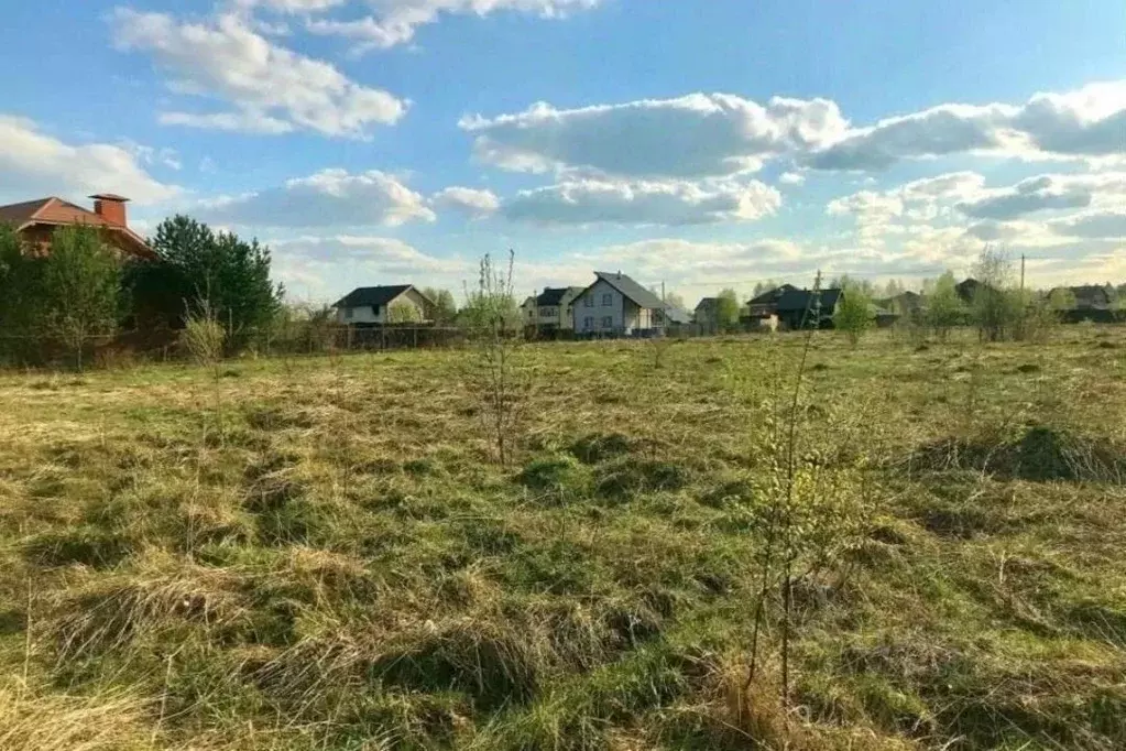 Участок в Ленинградская область, Отрадное Кировский район, ... - Фото 1