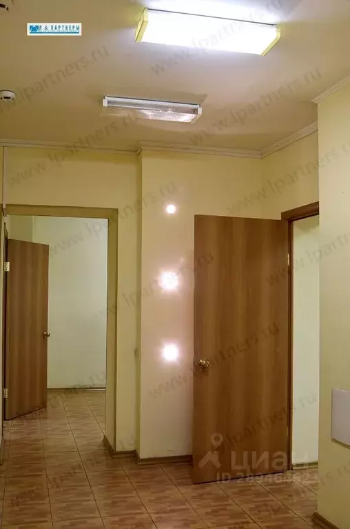 Офис в Свердловская область, Екатеринбург ул. Восточная, 30 (46 м) - Фото 1