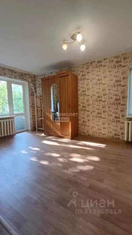 1-к кв. Волгоградская область, Волгоград ул. 64-й Армии, 34Б (33.0 м) - Фото 1