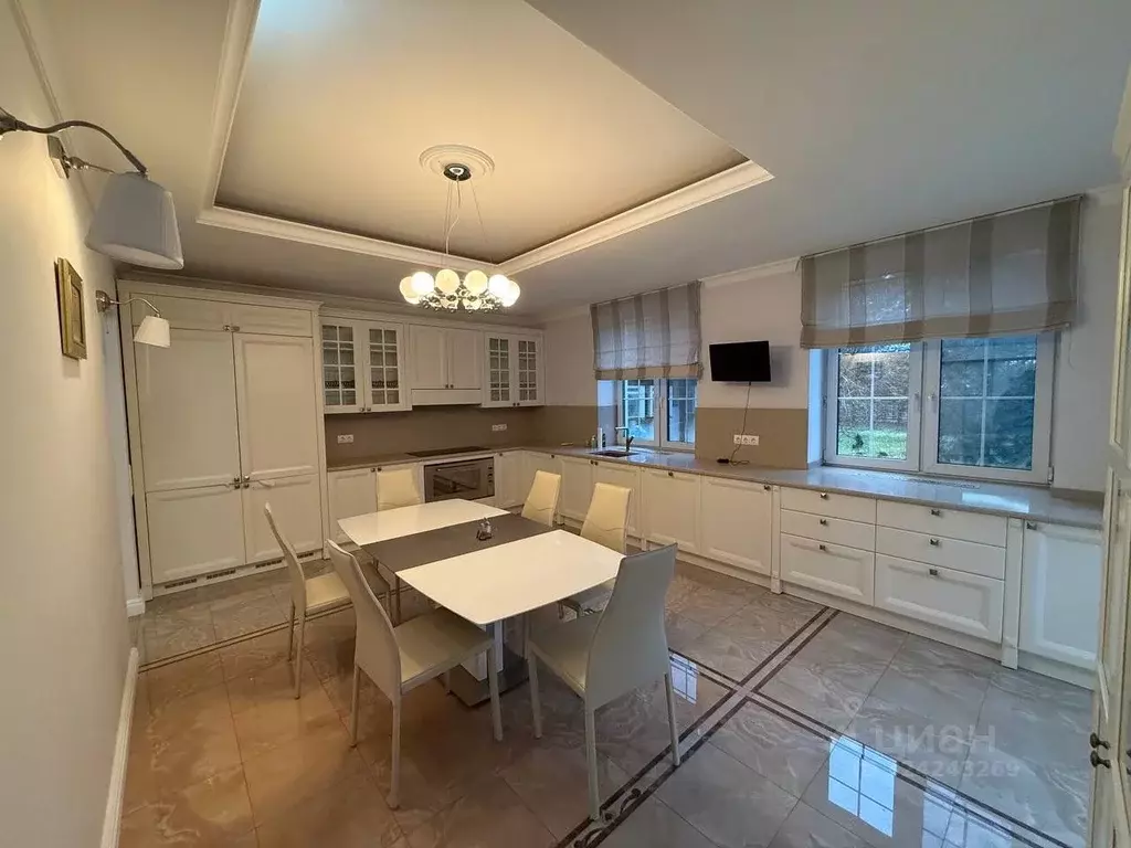 Коттедж в Московская область, Красногорск городской округ, с. ... - Фото 1