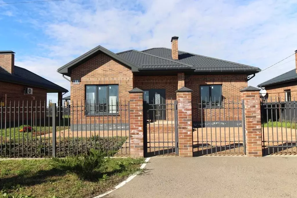 Дом в Краснодарский край, Красноармейский район, Трудобеликовское ... - Фото 1