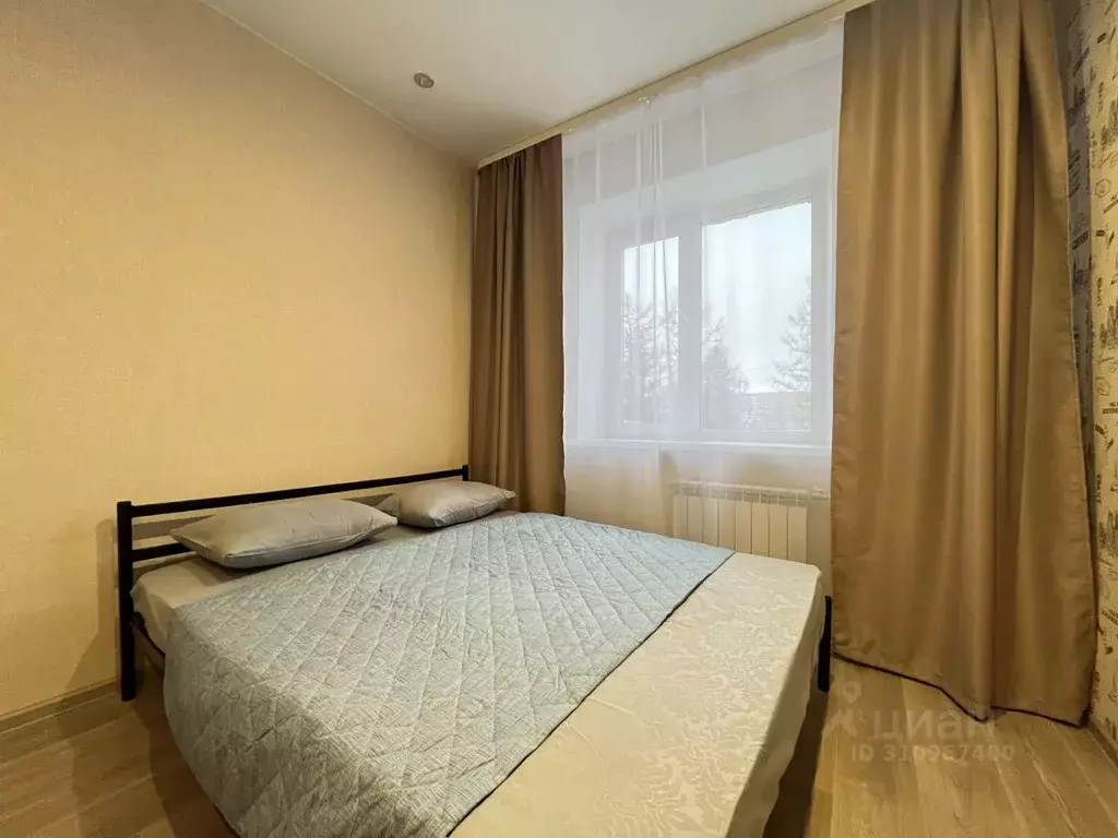 2-к кв. Ямало-Ненецкий АО, Ноябрьск ул. Ленина, 96 (65.0 м) - Фото 0