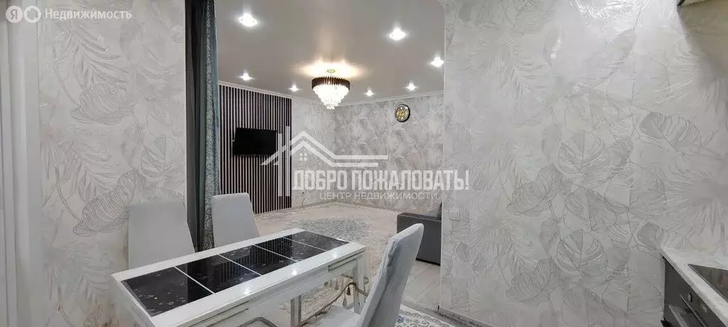3-комнатная квартира: Абакан, улица Кирова, 120А (85.9 м) - Фото 2