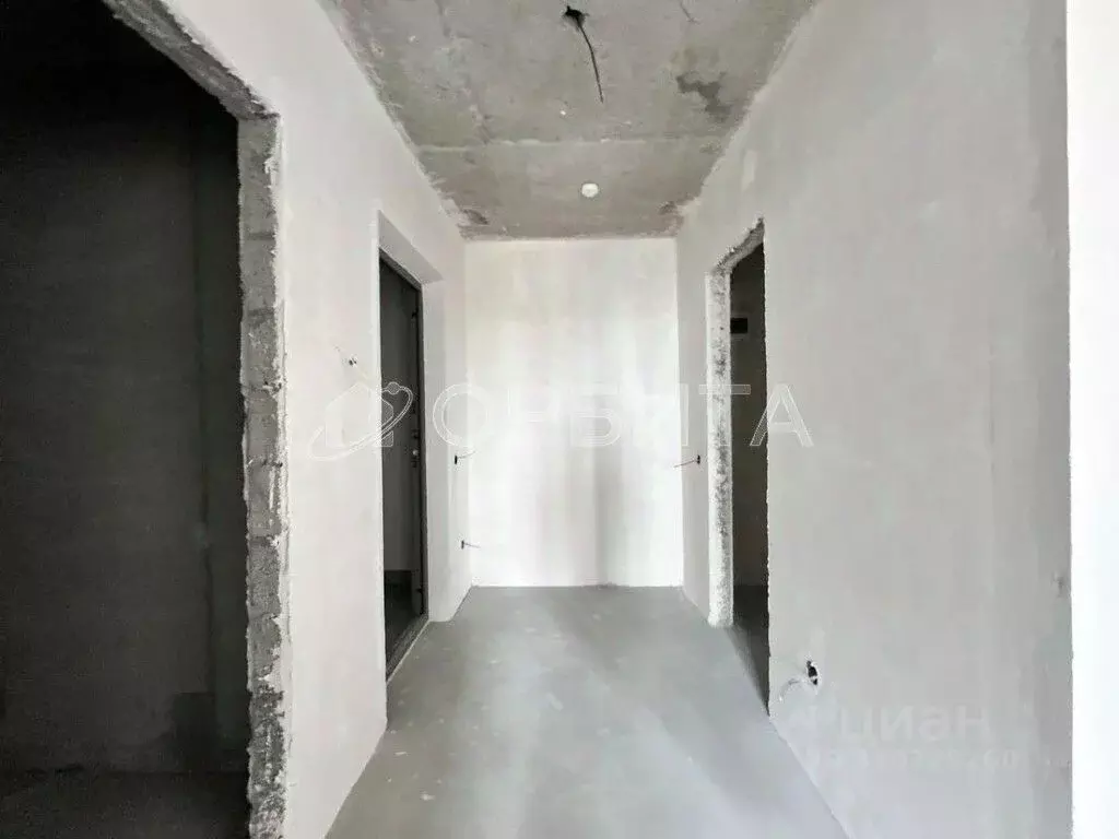3-к кв. Тюменская область, Тюмень ул. Вице-адмирала Воронцова, 1 (70.9 ... - Фото 1