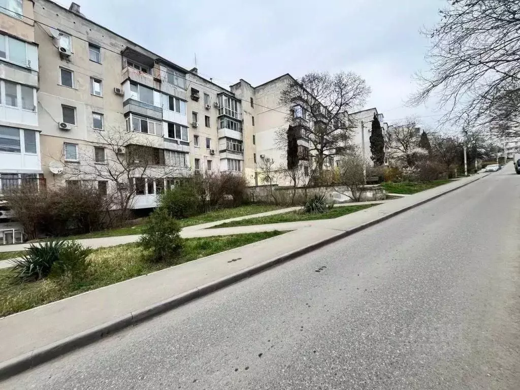 1-к кв. Севастополь ул. Степаняна, 7 (45.0 м) - Фото 0