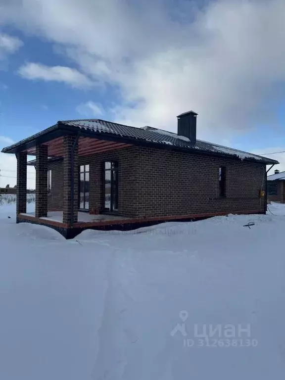 Дом в Татарстан, Лаишевский район, Егорьевское с/пос, д. Кзыл-Иль ул. ... - Фото 1