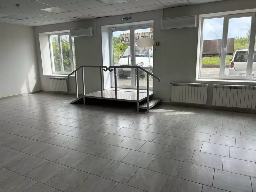 Торговая площадь в Саратовская область, Саратов ул. Имени Академика ... - Фото 0