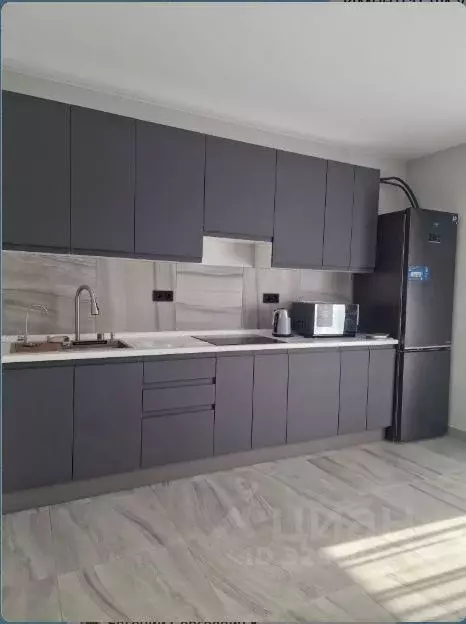 Студия Астраханская область, Астрахань ул. Трофимова, 7А (30.0 м) - Фото 1