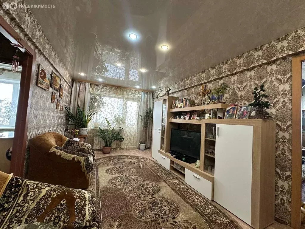 3-комнатная квартира: Средний, 43 (48.8 м) - Фото 1