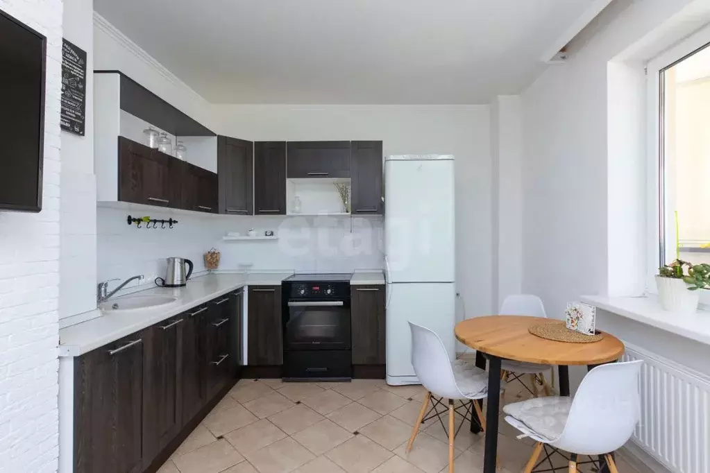 1-к кв. Тюменская область, Тюмень ул. Стартовая, 1 (42.5 м) - Фото 1