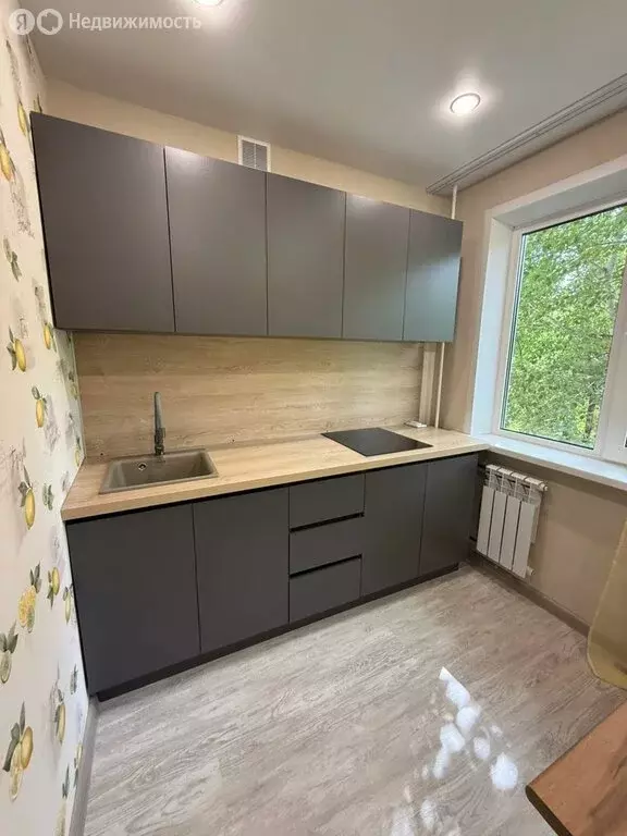 4-комнатная квартира: Новосибирск, Степная улица, 47 (60 м) - Фото 0