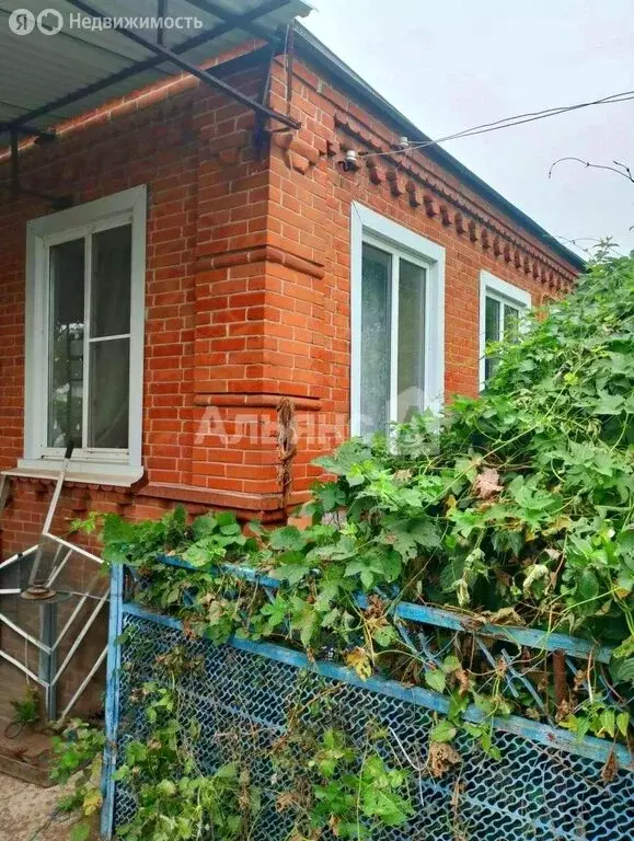 Дом в Братское сельское поселение, хутор Саратовский, улица Мира (60.2 ... - Фото 1