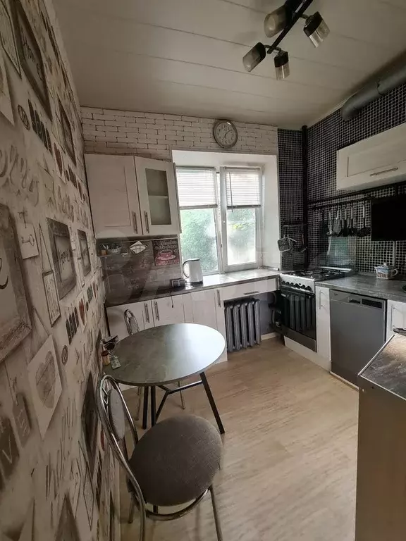 2-к. квартира, 42,2 м, 2/4 эт. - Фото 0