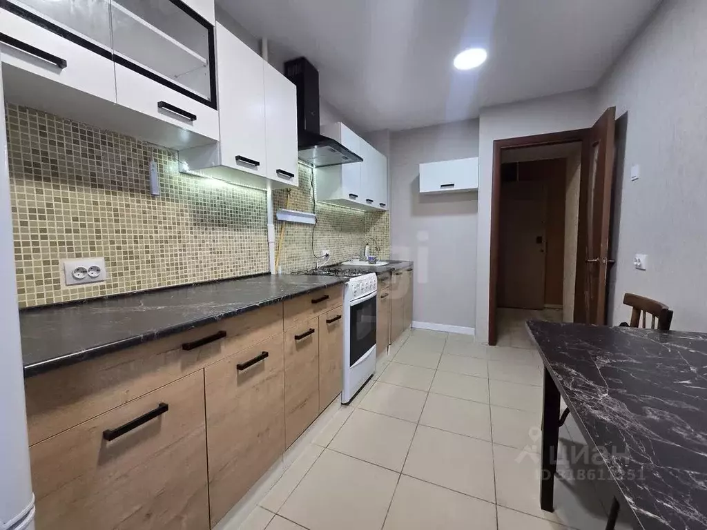 2-к кв. Брянская область, Брянск ул. Володарского, 74 (60.7 м) - Фото 1