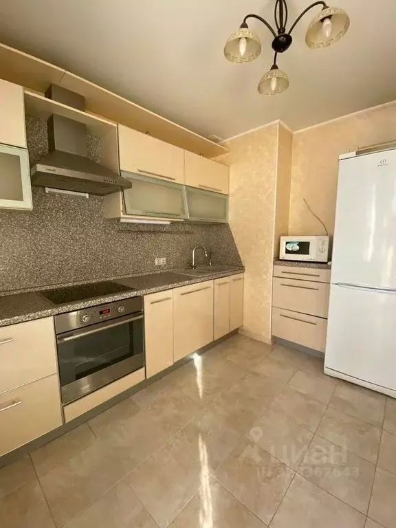 1-к кв. Московская область, Долгопрудный Новый бул., 15 (42.0 м) - Фото 1