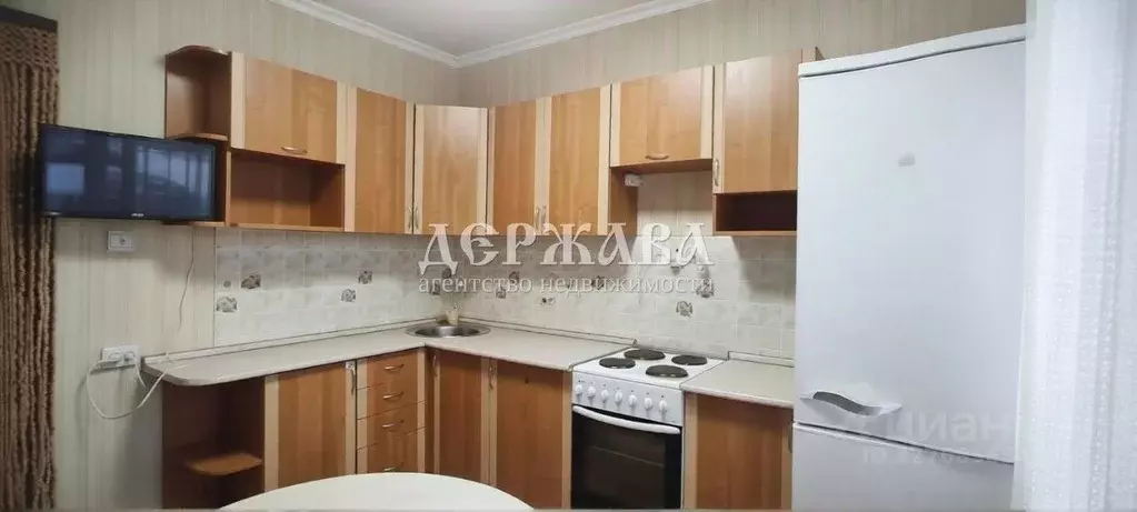 3-к кв. Белгородская область, Старый Оскол Восточный мкр, 10 (62.3 м) - Фото 2