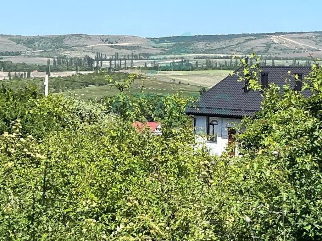 Участок в Крым, Симферопольский район, Трудовское с/пос, с. Денисовка ... - Фото 1