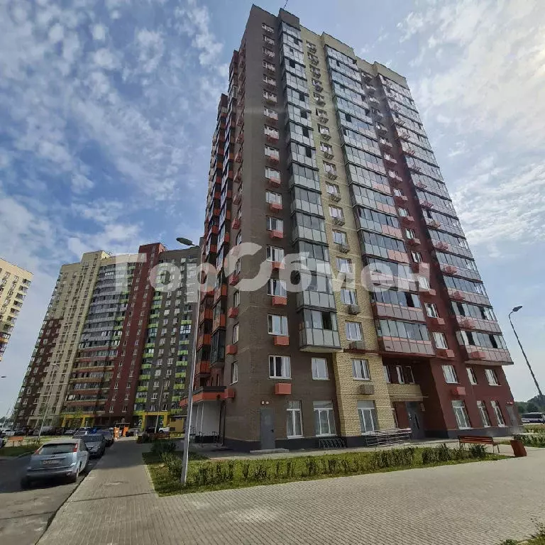 Продается 2-комнатная квартира - Фото 1