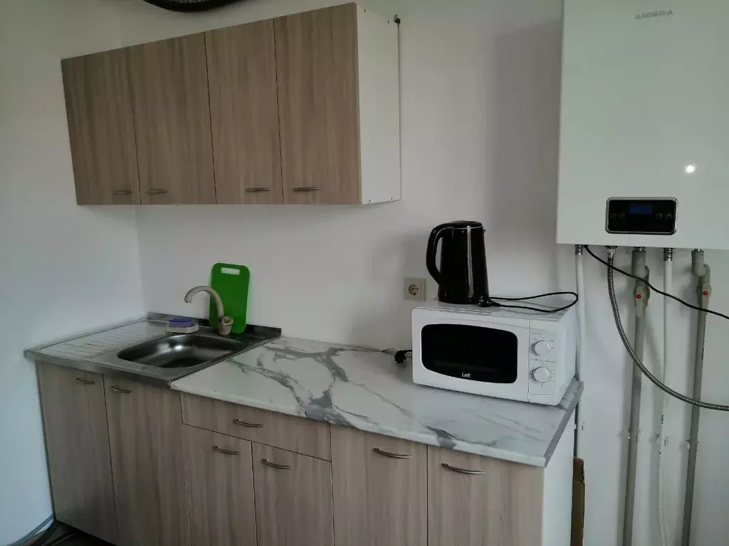 2-к кв. Адыгея, Тахтамукайский район, Яблоновский пгт Шоссейная ул., ... - Фото 1