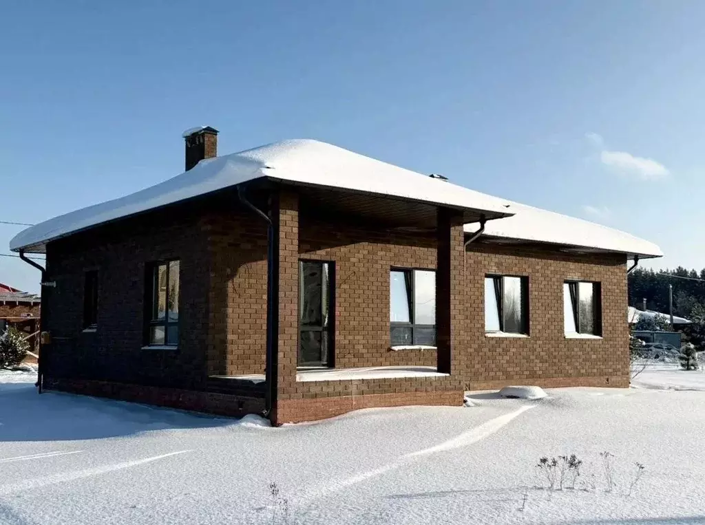 Дом в Татарстан, Лаишевский район, Столбищенское с/пос, с. Столбище  ... - Фото 2