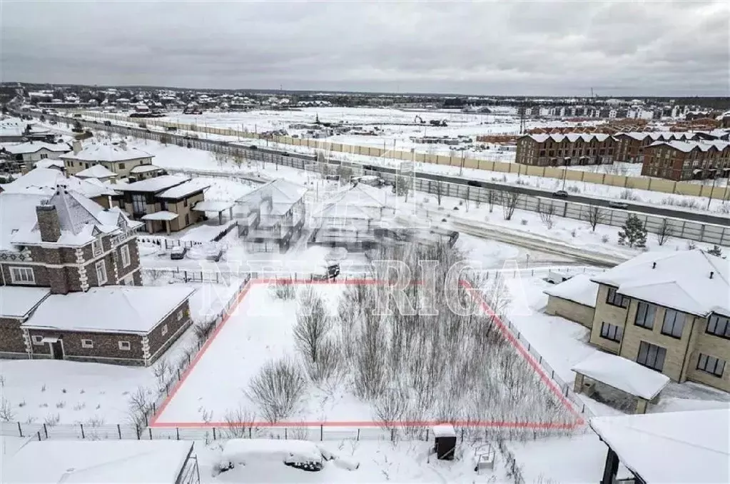 Участок в Московская область, Истра городской округ, д. Покровское, ... - Фото 0