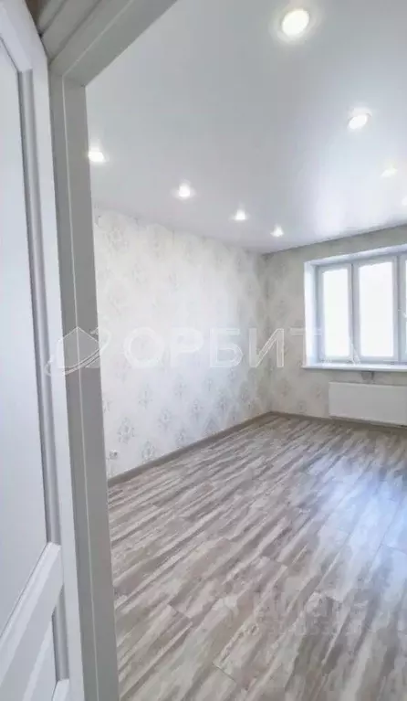 2-к кв. Тюменская область, Тюмень ул. Республики, 204к11 (69.7 м) - Фото 2