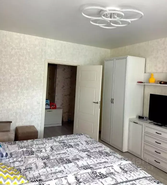 2-к кв. Волгоградская область, Волгоград ул. Расула Гамзатова, 11 ... - Фото 1