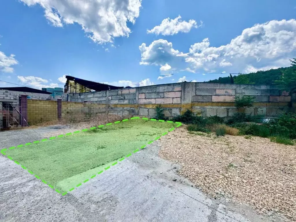 Участок в Крым, Алушта ул. Виноградная (1.0 сот.) - Фото 1