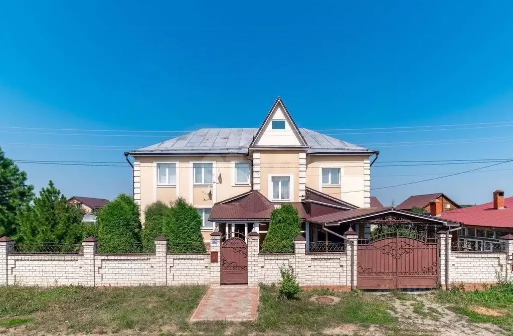 Дом в Татарстан, с. Высокая Гора ул. Дальняя, 158 (240 м) - Фото 1