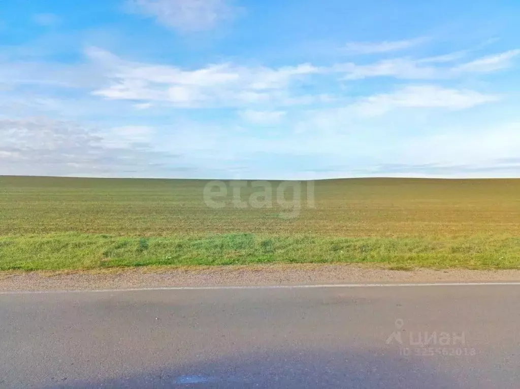 Участок в Крым, Первомайский район, с. Гвардейское  (24.0 сот.) - Фото 1