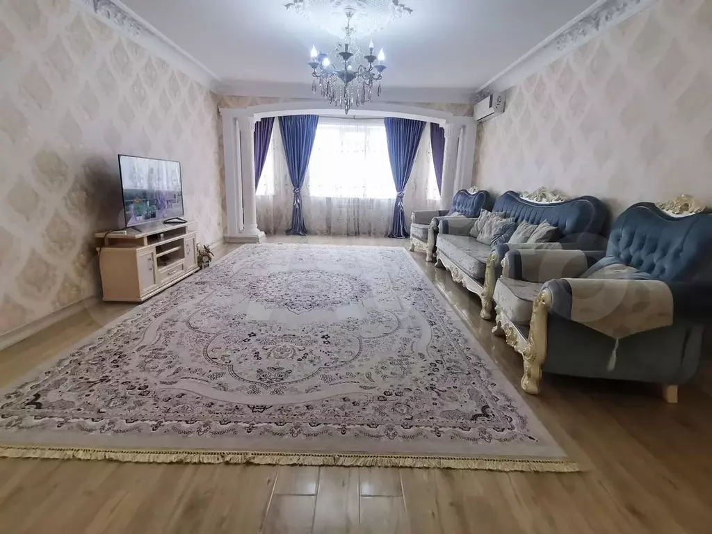 2-к. квартира, 87 м, 8/12 эт. - Фото 0