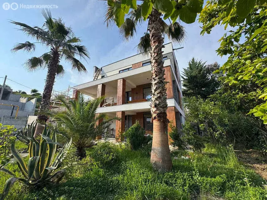 Дом в Сочи, улица Ручей Видный (350 м) - Фото 1