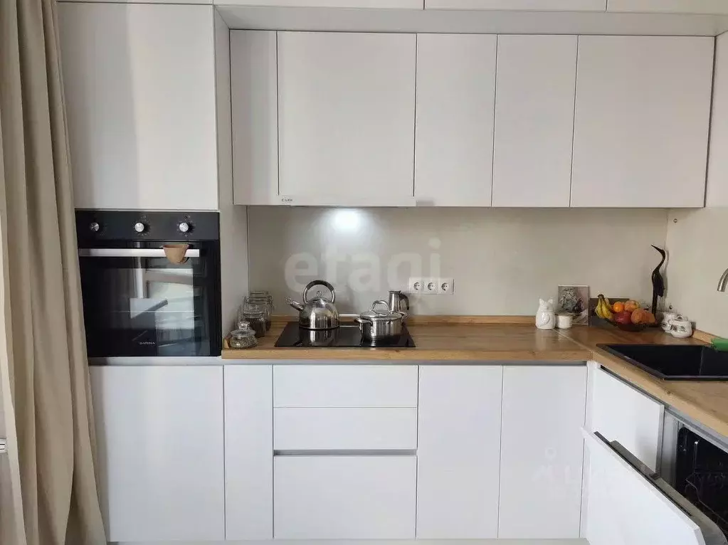 2-к кв. Красноярский край, Красноярск ул. Академгородок, 66 (54.9 м) - Фото 1