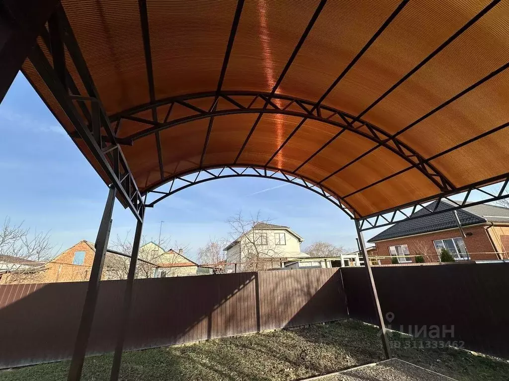 Дом в Краснодарский край, Динской район, Новотитаровская ст-ца ... - Фото 2