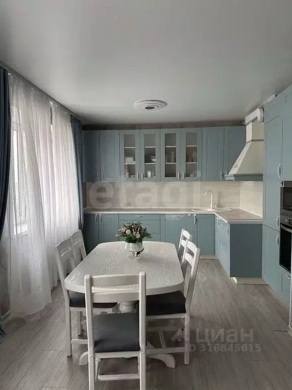 2-к кв. Тюменская область, Тюмень ул. Мельникайте, 32 (78.9 м) - Фото 1