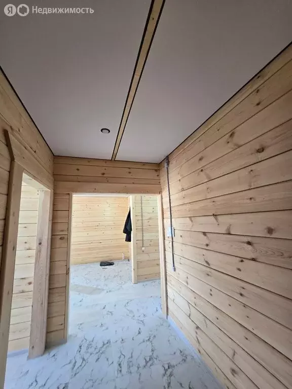 Дом в село Хомутово, Хвойная улица (180 м) - Фото 1